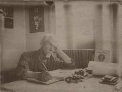 Михаил Николаевич Чернышевский в своем рабочем кабинете.1920-е годы, Саратов.